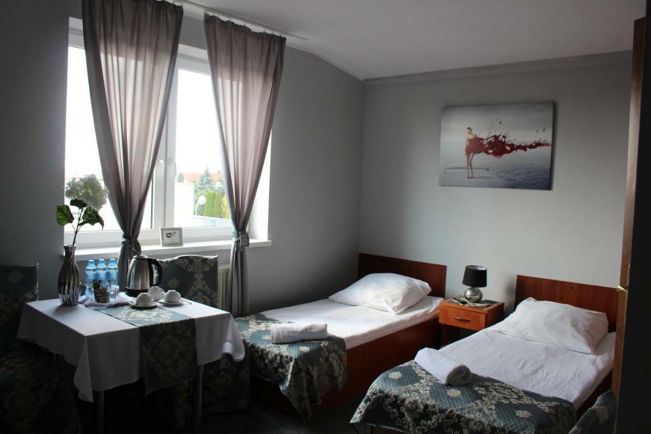 Restauracja Hotel Kassandra Września Exterior foto